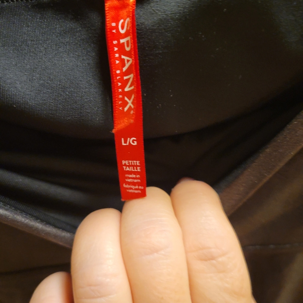 Spanx Leather Leggings Size L - Picture 7 of 9